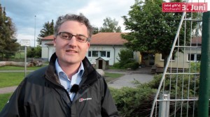 Fabio Longo bietet durch durch Filme Einblick in seine Inhalte im Bürgermeisterwahlkampf 2012